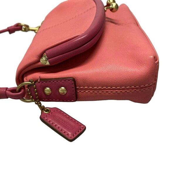 Auth COACH - Pink Leather Pouch - Picture 3 of 11